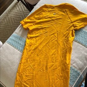 Lululemon Athletica Yellow Polo T-Shirt Short Sleeve